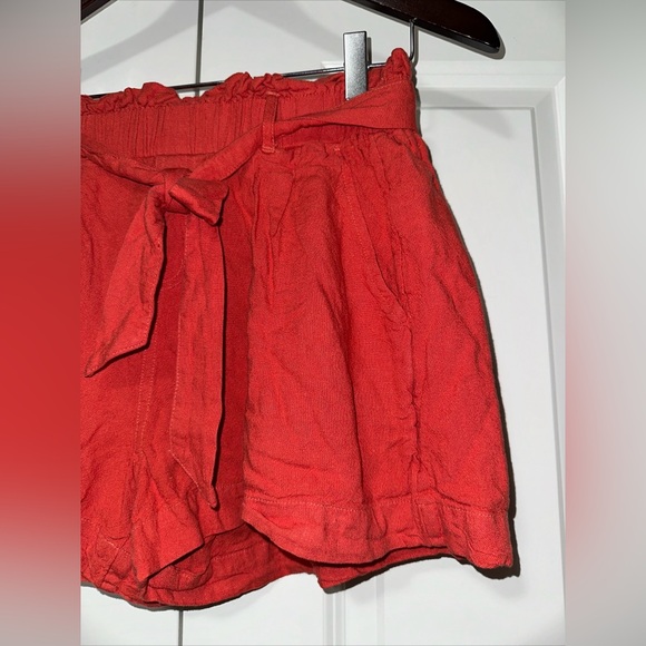 American Eagle Stetch Tie Belt Shorts S - Picture 3 of 4